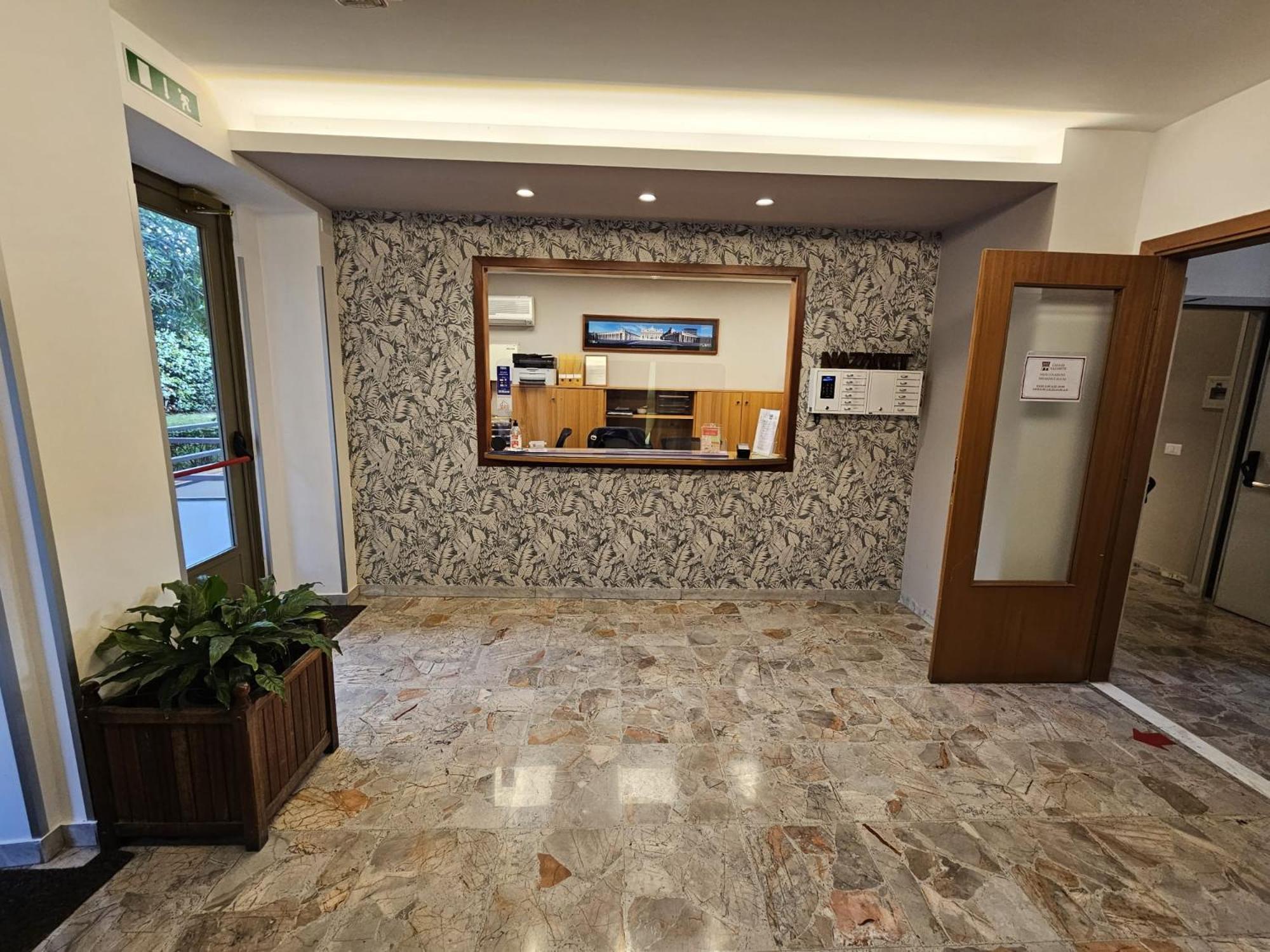 La Casa Di Nazareth Hotel Рим Екстериор снимка