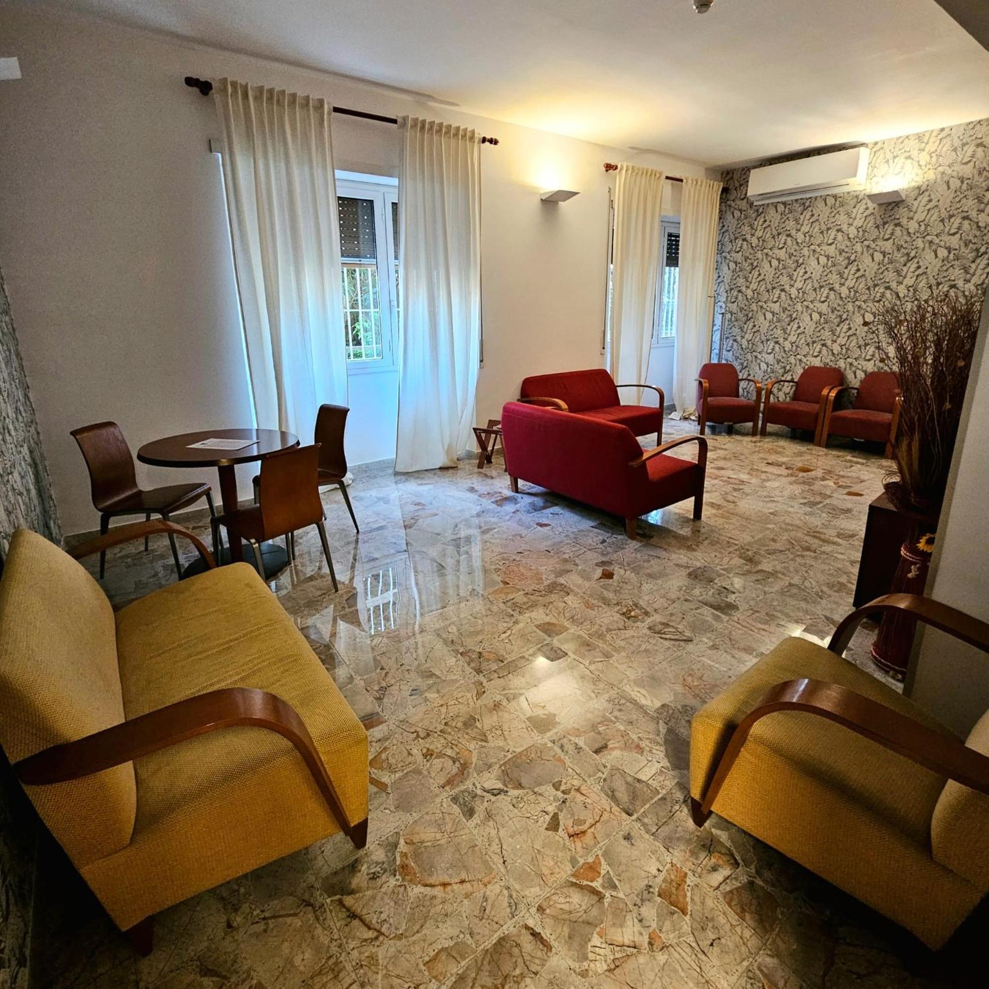La Casa Di Nazareth Hotel Рим Екстериор снимка